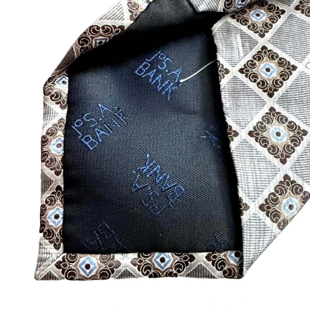 New Jos A Bank Gray Silk Jacquard Necktie Tie 60